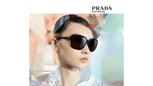 Flight & Style: The New Prada “Flowing Reality” 2026 Collection