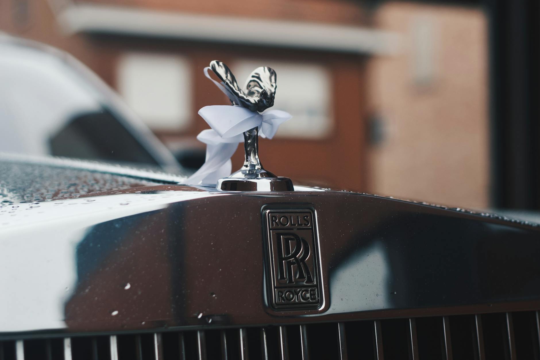 Rolls-Royce Spectre Electric Unveiled